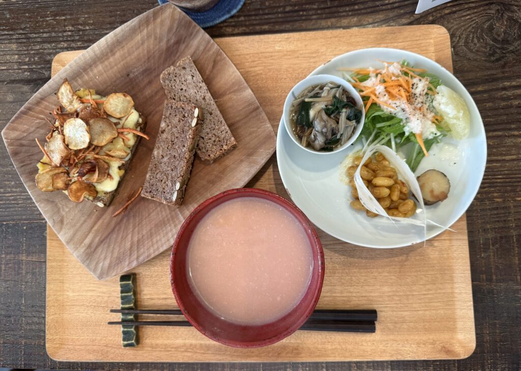 アルプスごはんのロブロを使った朝ごはん